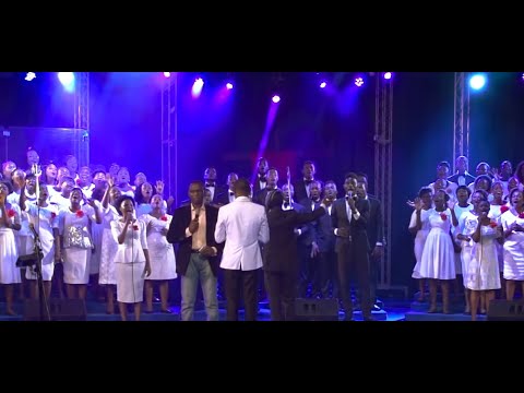 Praise the Lamb of Glory - Rev. Igho & The GF Choir