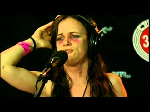 Juliette & The Licks — Juliette & The Licks Unplugged at the Pinkpop Festival 2007