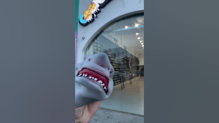 SHARK PUPPET STEALS SNEAKERS!!!!!