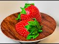THIS IS A CAKE. REALISTIC STRAWBERRY CAKE AND WOODEN BOARD TUTORIAL