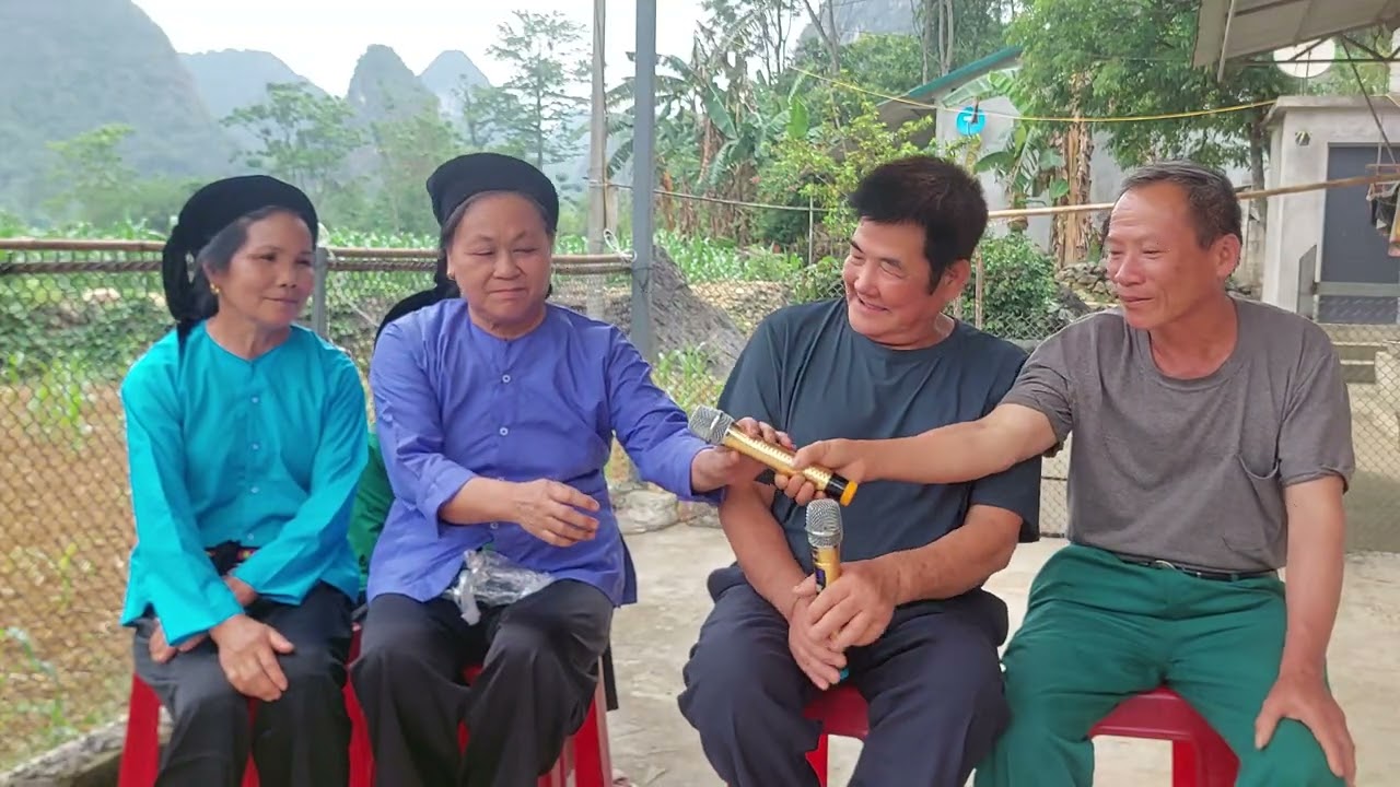 Long Đào, Mã Sùng, Nông Làu, Lưu Vũ hát Hà lều