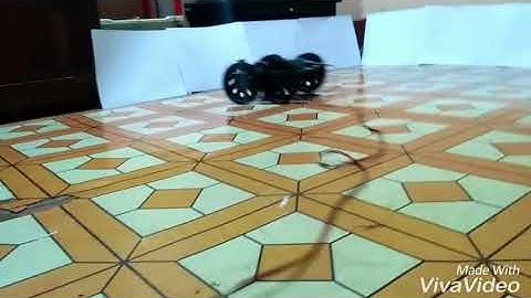 obstacle avoiding robot using arduino (working)