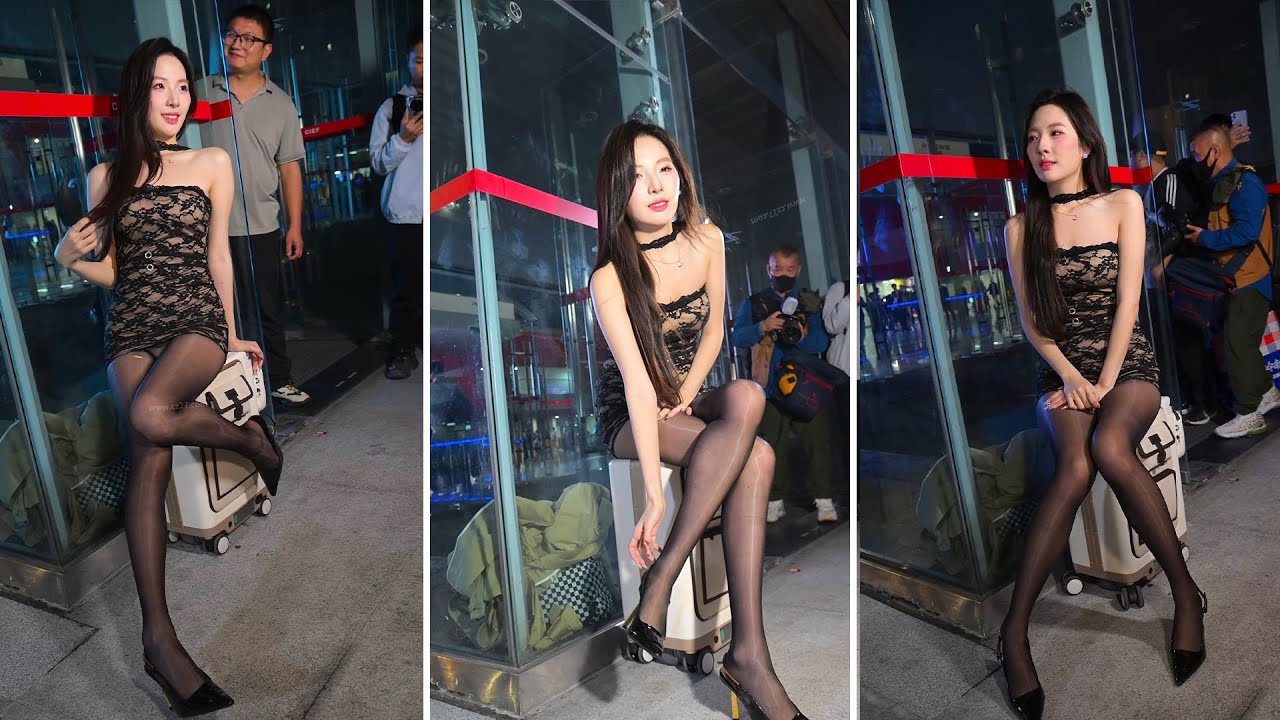 Chic Urban Evening In Black Lace Mini-Dress