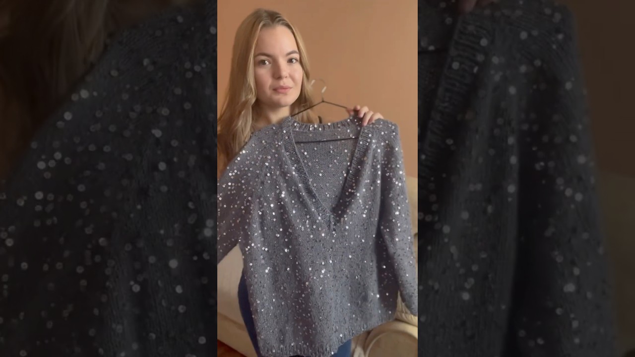 Пуловер с вырезом🪩 мк 900₽