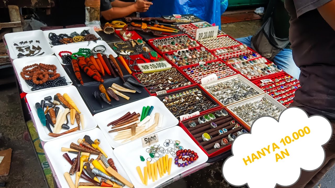 PASAR LOAK JATINEGARA, ADA PEDAGANG MENJUAL BATU AKIK BLUE SAPIRE HANYA 10.000AN /MALIK 089618066128