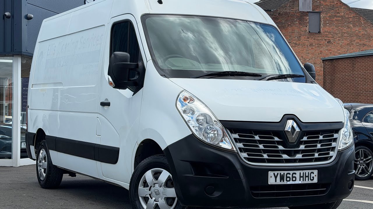 YW66 HHG - Renault Master