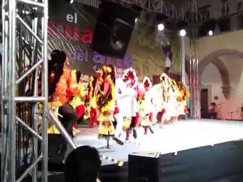 danza-de-matlachines-del-estado-de-chihuahua-con-la-compañí