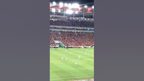 Torcida do Flamengo faz festa no Maracanã, Flamengo x Universidad Católica