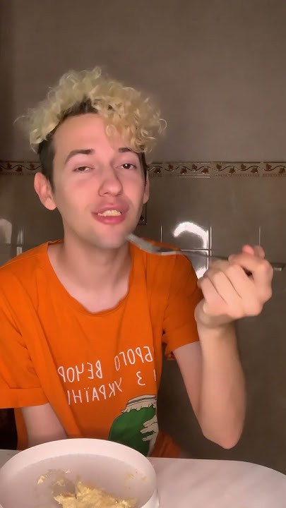 Цветок смеха #рек #popular #shortsvideo #trending #youtubeshorts - YouTube