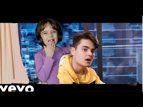 SORA MEA REACTIONEAZA LA 5GANG - SINGURI ACASA