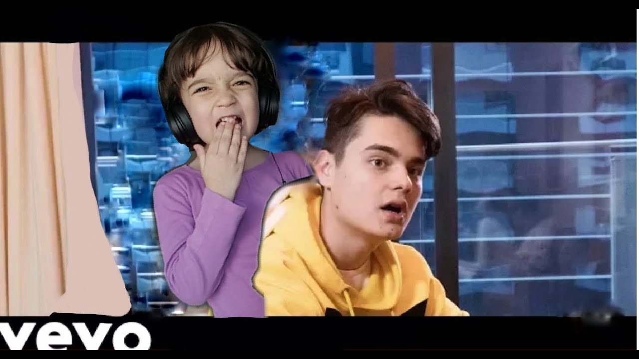 SORA MEA REACTIONEAZA LA 5GANG - SINGURI ACASA - YouTube Ana Boerescu