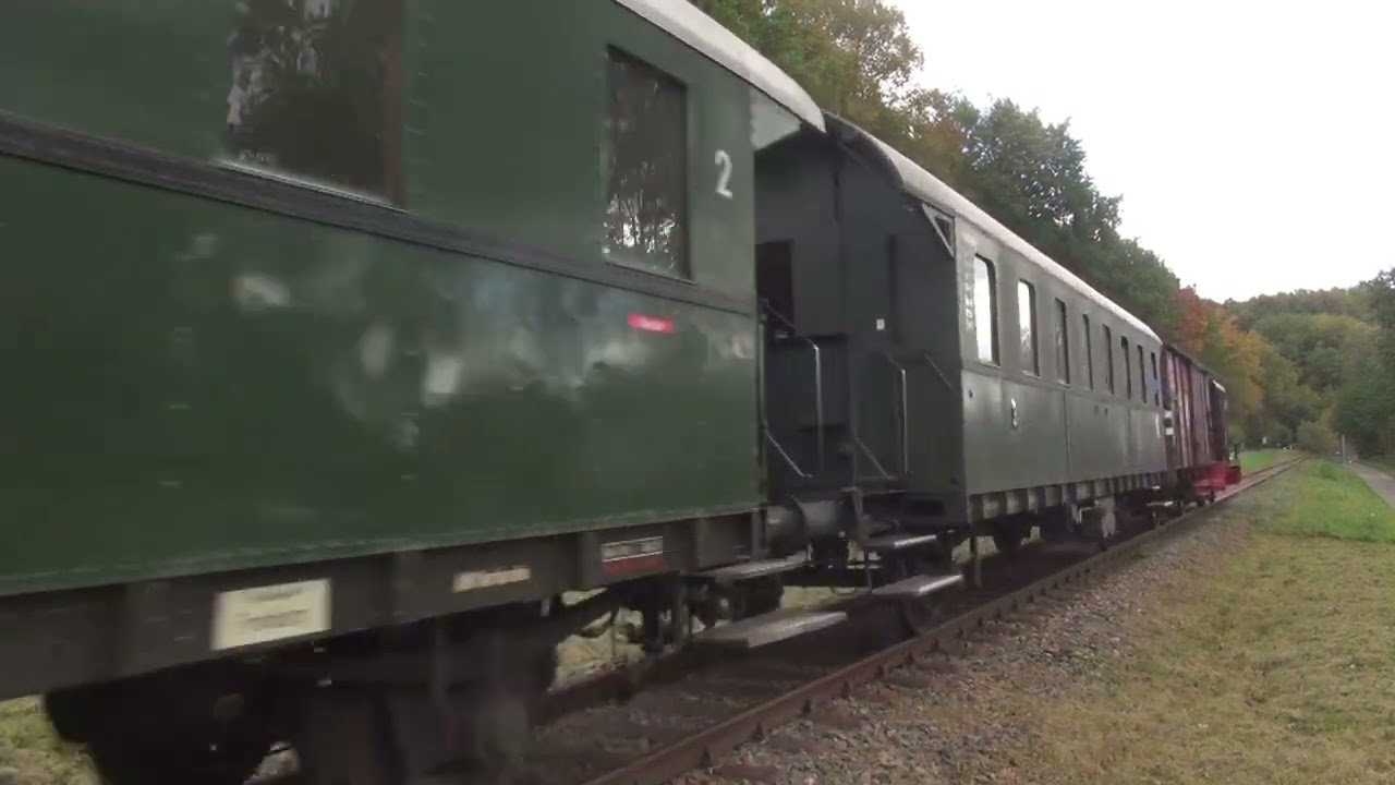 Eine Bahnzeitreise mit dem Donnerbüchsen - Zug im Dahner- Burgen und Felsenland Teil 8