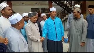 5 cara salaman atau jabat tangan ikut sunnah nabi (Gus ubaidillah temboro)