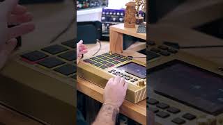 Flipping a Synthwave Sample on the MPC Live II | Emotional Beat Making