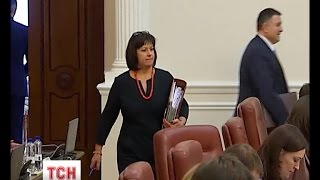 Наталія Яресько після згоди стати прем’єром все одно прийшла на засідання уряду Яценюка