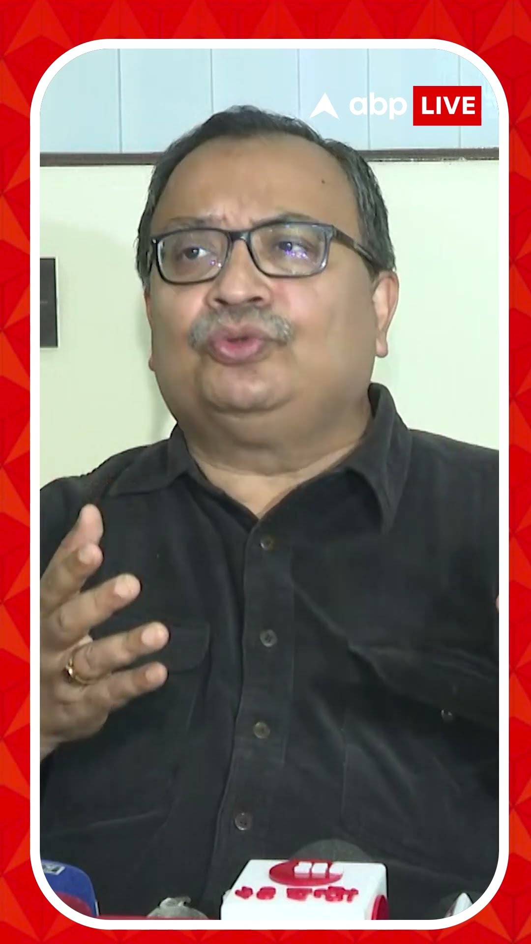 'বাড়ি হেলে পড়া মানেই পুরসভা দায়ী, এটা হতে পারে না', সাফাই কুণালের