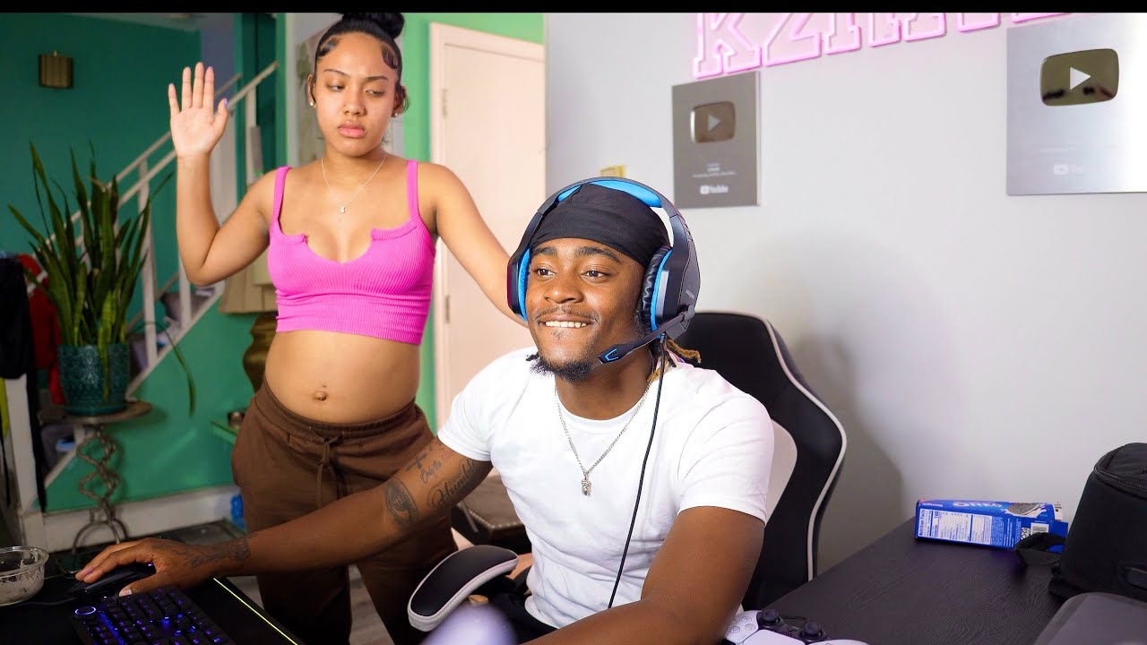 Flirting With Girls in front Of My Pregnant Girlfriend On The Game PRANK!!!