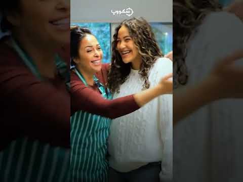 ابنة داليا البحيري تلفت الأنظار بفستان جرئ جدا على السجادة الحمراء 