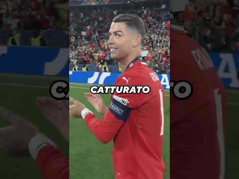 Video Perché Ronaldo ha indossato per tutto il tempo la maglia di Diogo Jota durante la festa?