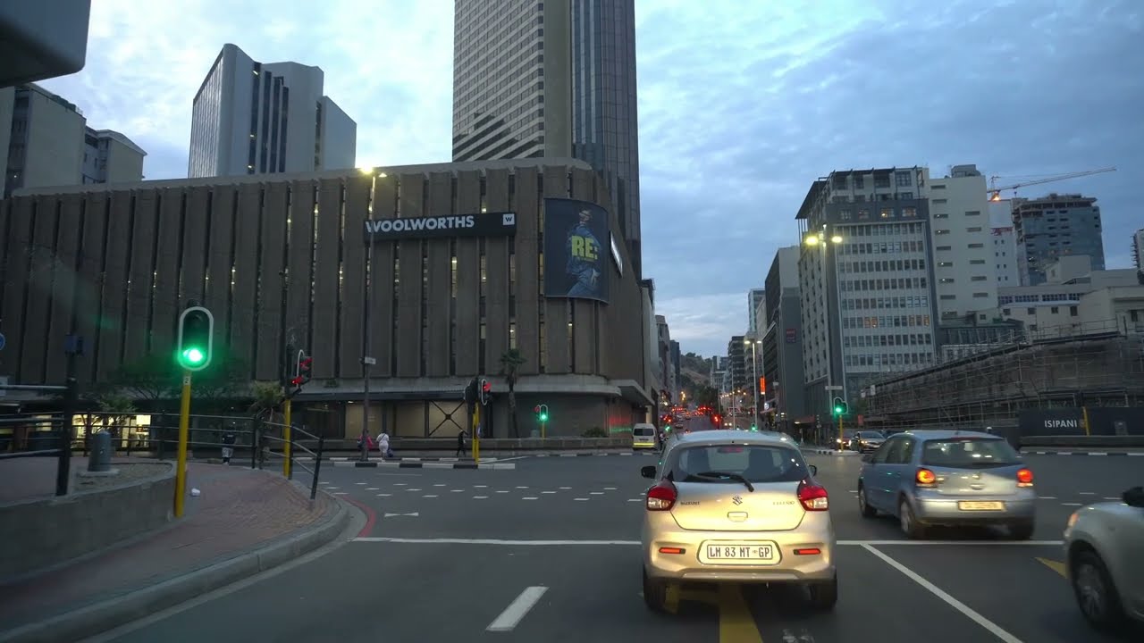 Cape Town After Dark: Scenic Nightride Journey