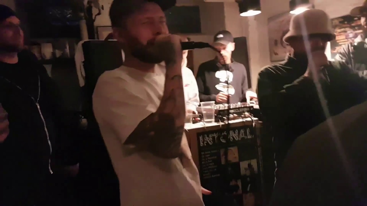 fede poul i centeret fede poul i centeret