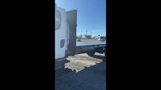 2006 FREIGHTLINER BUSINESS CLASS M2 106 For Sale