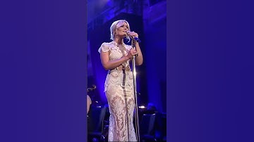 Thumbnail of Helene Fischer | Hallelujah (Live aus der Hofburg Wien)