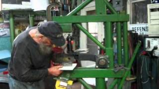 How to make louvers cutting tool