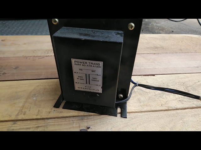 ダウントランス 電源トランス200V～100V変換 1000VAへ - YouTube