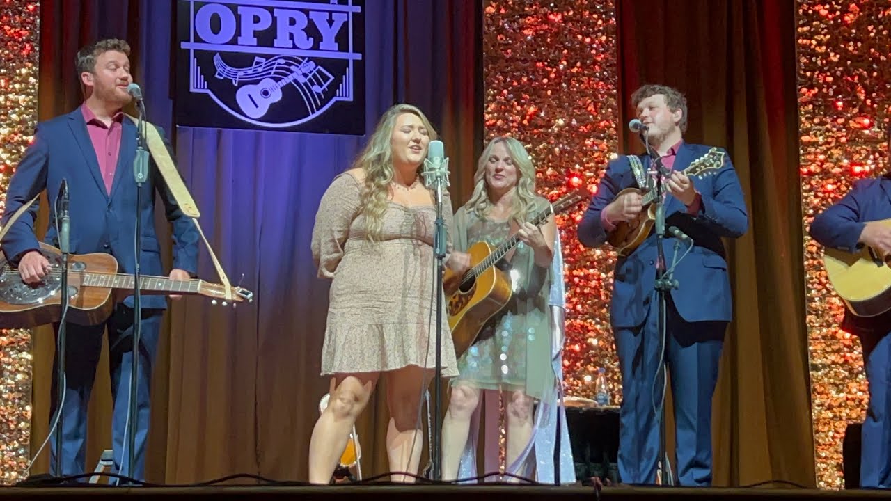 Rhonda Vincent - Missouri Moon