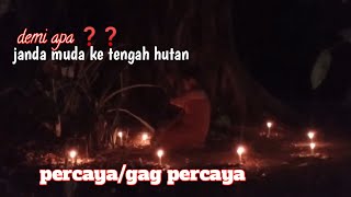 Janda muda melakukan ritual pesugihan demi anak