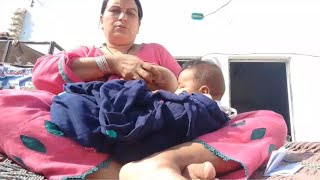 Calm Feeding Time Before My Daughter Sleeps