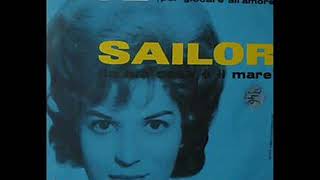 Lucia Altieri...sailor La Tua Casa È Il Mare