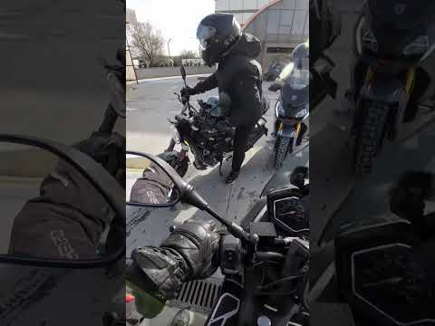 ne zaman bi araya gelşek kesin bişey oluyor..😁 #ikitekerikigezgin #peugeotpulsion125