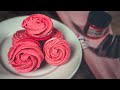 Rosette Macarons Tutorial | Learn how to make these unique macarons!