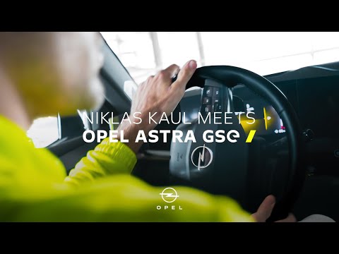 Opel Astra Gse meets World Champion Niklas Kaul