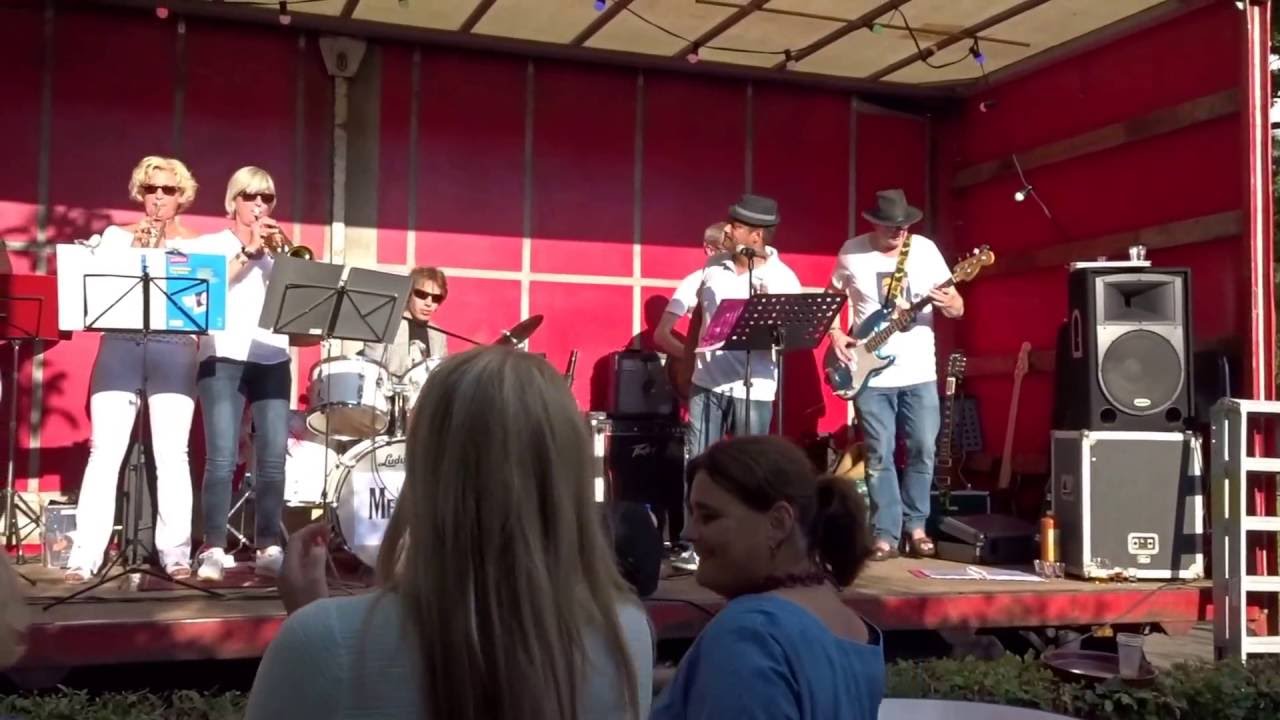 Les Metres: Dansen Op de Vulkaan/Dance The Night Away (reprise) - YouTube