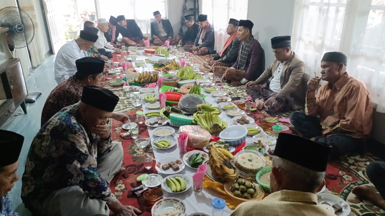 NAYIAK SIRIAH DALAM ADAT MINANG 