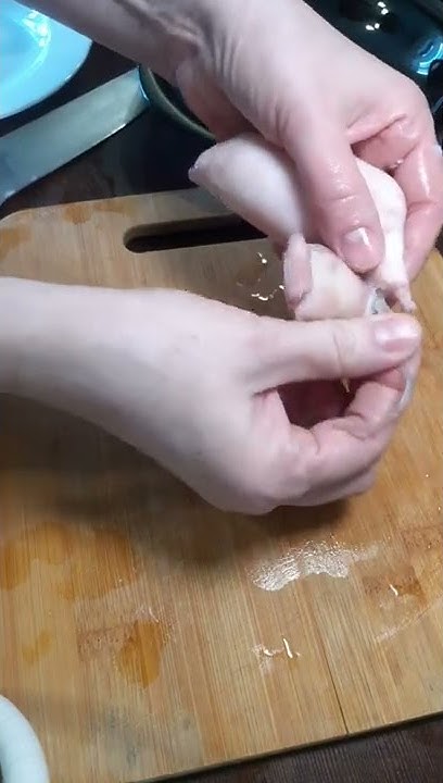 Как приготовить кальмар нежным и вкусным - YouTube