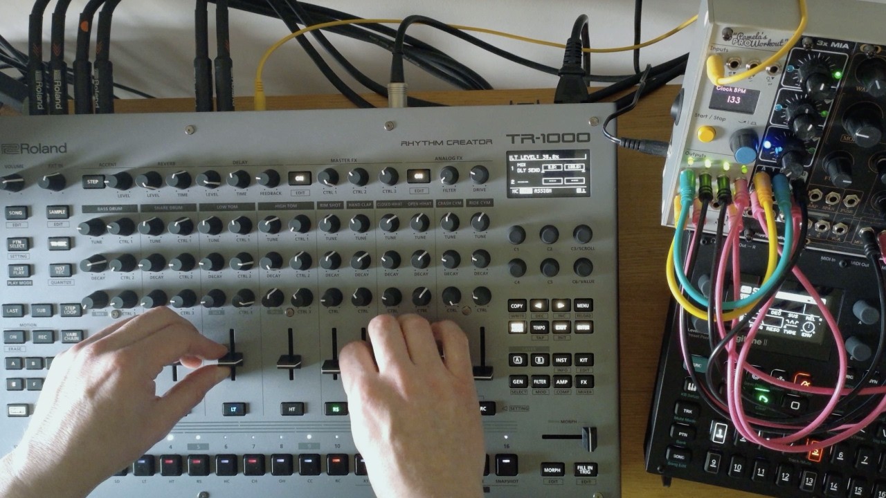 Techno sound design session. TR-1000, Vhikk X, Digitone 2 - YouTube