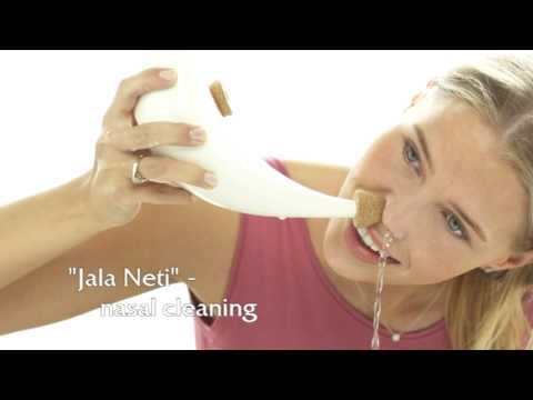 How to perform nasal cleaning with Neti Pot by Advaita