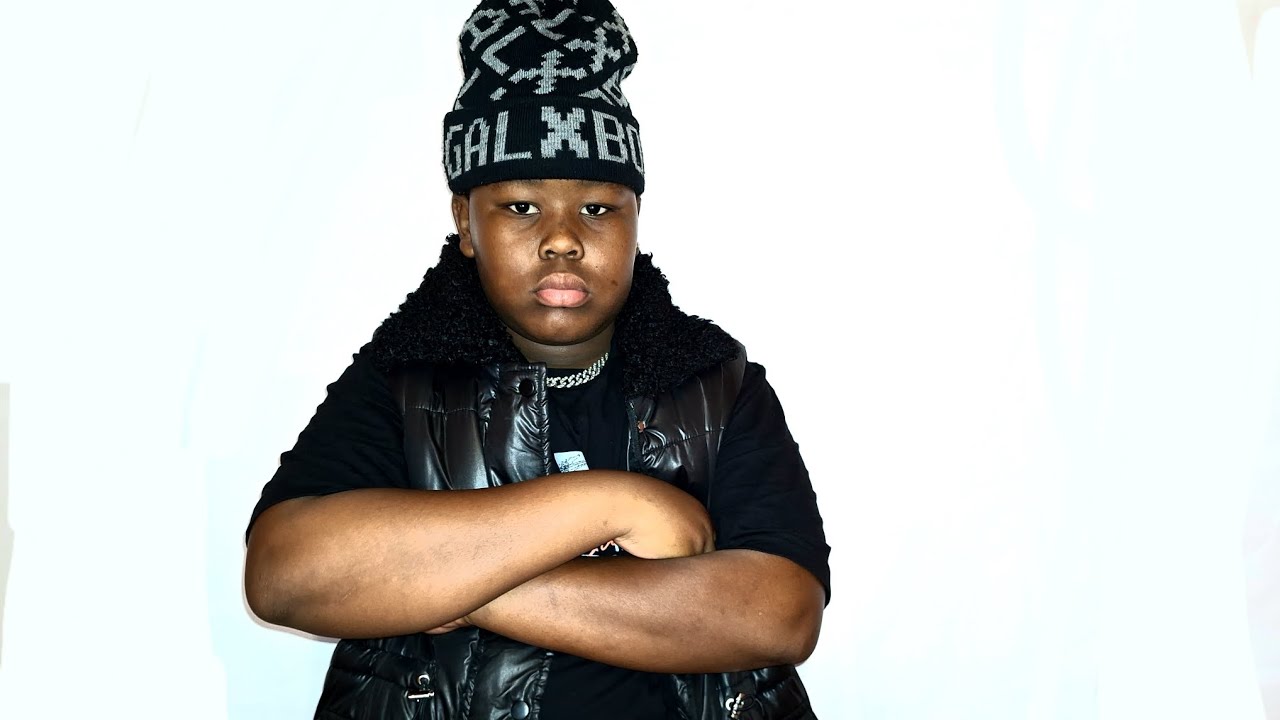 MATHATA AKA FT TEEREXX LIVE PERFORMANCE 