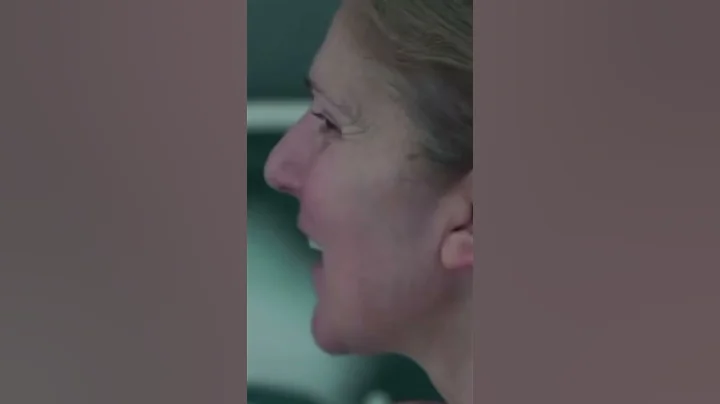 #CelineDion wants to sing #help by #johnfarnham! 😍😄