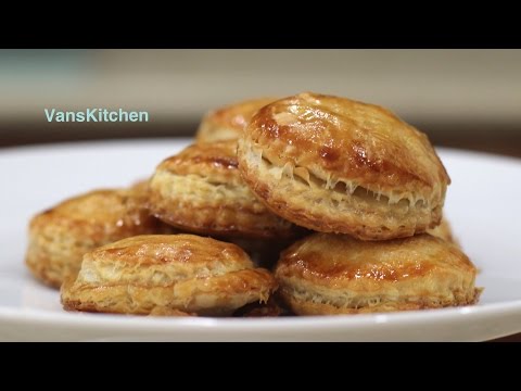 Video Pâté chaud, Vietnamese savory meat pie (Bánh pa tê sô) - youtube