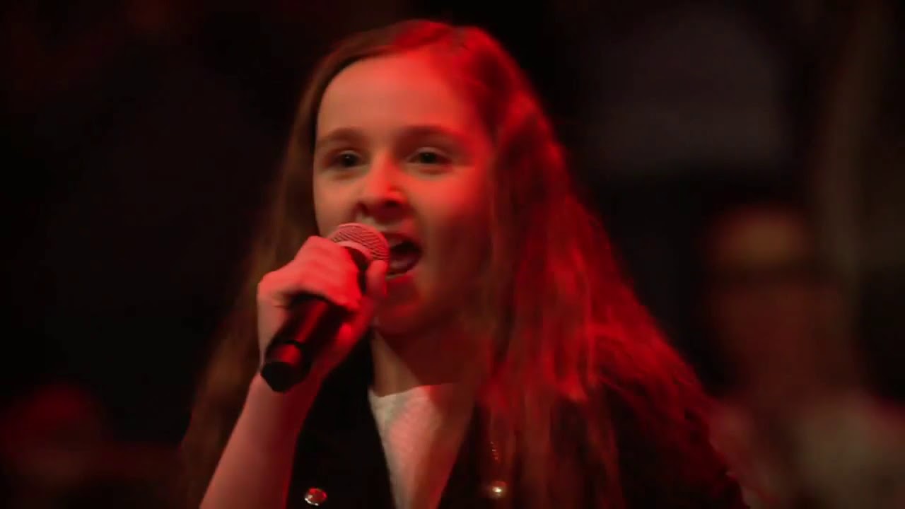 Suara Trio Terbaik Di Dunia (PECAH!!!)