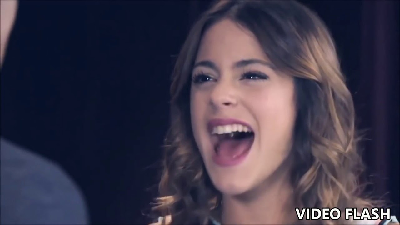 Violetta E Leon-Versace On The Floor