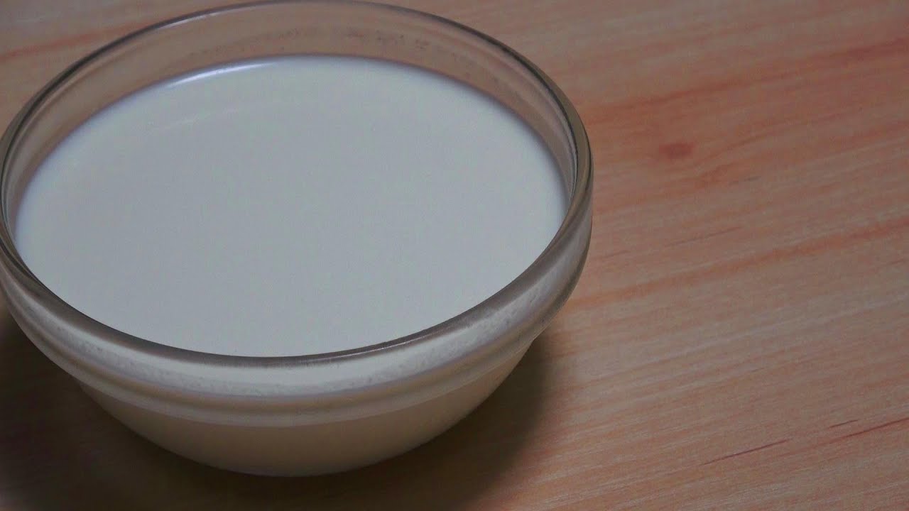 生クリームが余ったら ベーシックなパンナコッタの作り方 基本 簡単レシピ バニラエッセンス使用 Panna Cotta Youtube