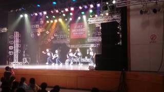 OneFistダンスアタック