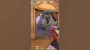 Am i Hacking🤣🤣 #valorant #valorantclips #shorts #gaming