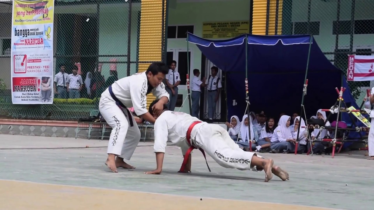 PLS SMA Negeri 3 Medan 2017 (Pendidikan Lingkungan Sekolah)